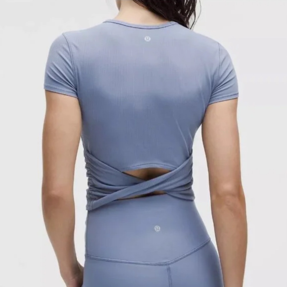 Lululemon All It Takes Back-Twist Ribbed Short-Sleeve Shirt Washed Denim Blue 8